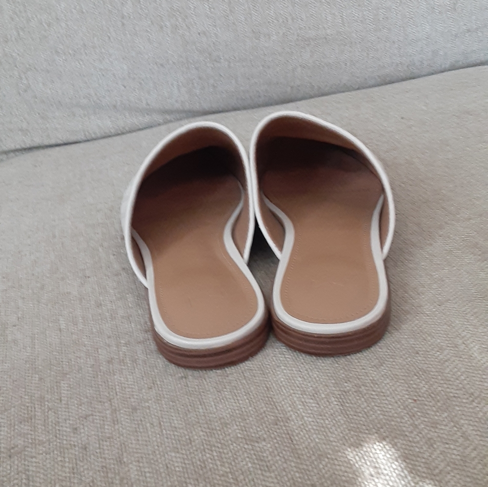 Marc Fisher Elegant Cream Woven Mules - Picture 5 of 12